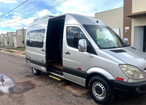 MERCEDES-BENZ SPRINTER 2.2 415 CDI VAN 16 LUGARES TETO ALTO 16V BI-TURBO DIESEL MANUAL MERCEDES-BENZ SPRINTER 2.2 415 CDI VAN 16 LUGARES TETO ALTO 16V BI-TURBO DIESEL MANUAL